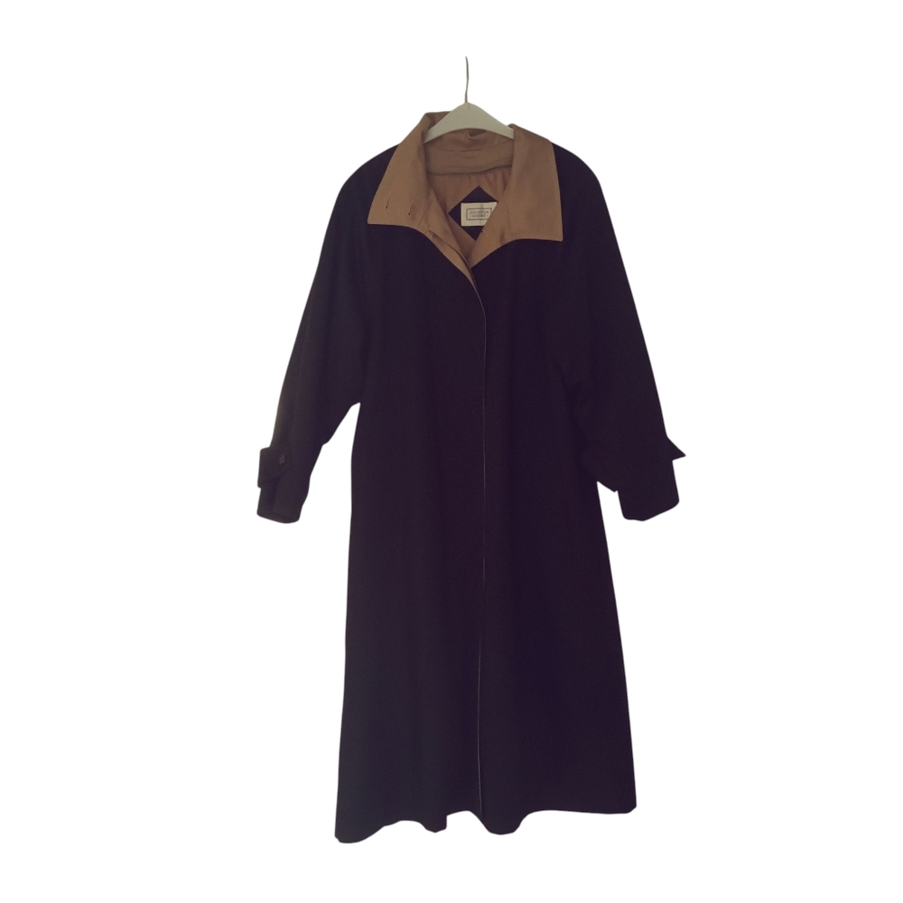 Jennifer Moore Black And Tan Trench Coat With Zip Out Wool Lining. Size 8.